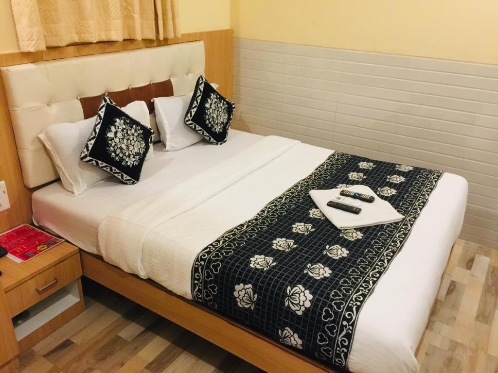 Hotel Kf Residency Bombaj Zewnętrze zdjęcie