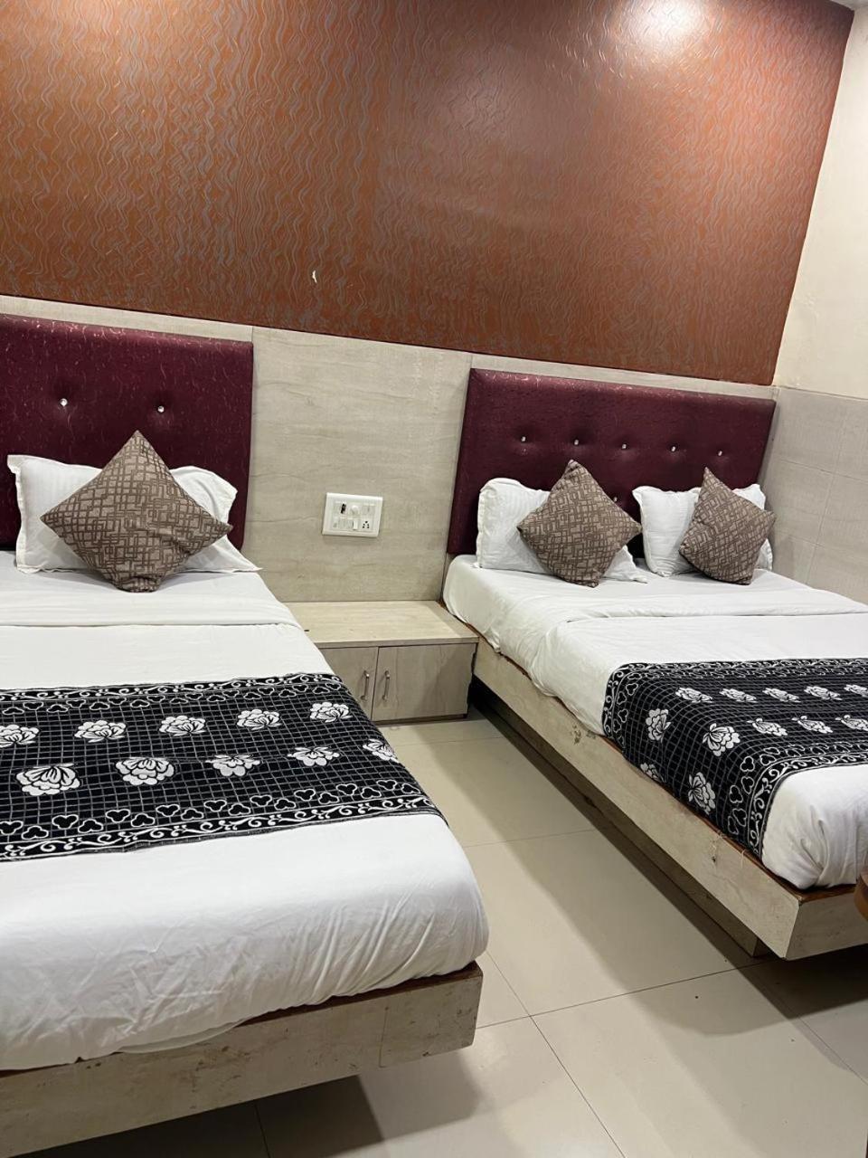 Hotel Kf Residency Bombaj Zewnętrze zdjęcie